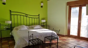 Las Abadías - Image 2
