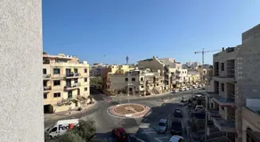 Spacious Stay 2 Bed with Terrace - by HostMT - Image 3