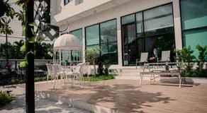 Play Poshtel & Cafe' - Image 4
