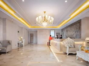 Vienna Hotel Shaanxi Weinan Shengli Street Railway Station - Image 2