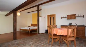 Pension Zámecká Apartmá - Castle Apartments - Image 2