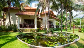 Golden Coast Resort & Spa - Image 4