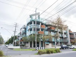Mega Style Apartments Richmond - Image 4