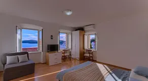 Guest House Dijana - Image 2