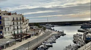 Apt Familiar con vistas al mar - Image 4