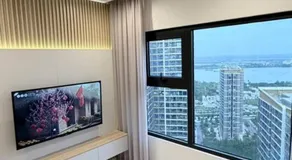 Luxury Two Bedroom Apartment - Image 5