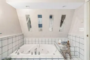 Red Barn Village Apartments - Image 4