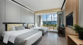 Zhangjiajie Boman Smart Hotel -10min to Forest Park East Gate & English Butler & Tour Tickets - Image 2