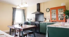 Southsea, Portsmouth - Two Bedroom Apartment - Newly Refurbished Throughout - Treetop Sea Views - Image 4