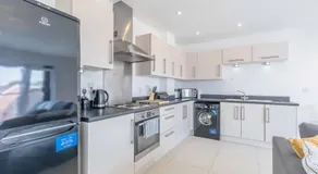 The Penthouse at Waterside Grange - By Tempstay - Image 5