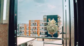 Cosy Apartment with Pool - Image 4