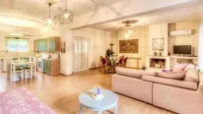 Villazia Exclusive Estate - Image 2