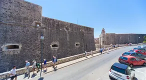 Ragusa City Walls Apartments - Image 1
