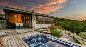 SALT Luxury Couples Villa - Image 3