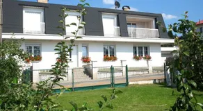 Apartment near Lake in Pilsen - Image 3