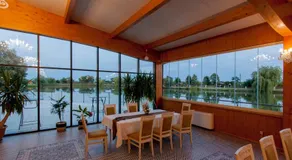 Camelot Resort - Image 3