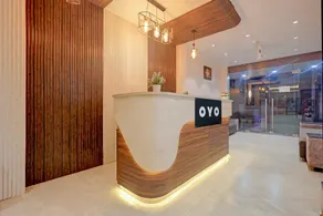 Super HOTEL O MATRI CROWN - Image 3
