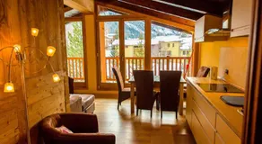 Chalet Alpina Hotel & Apartments - Image 2