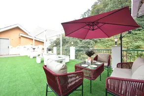 Tiaraa Lite A Ganges Retreat - Image 3