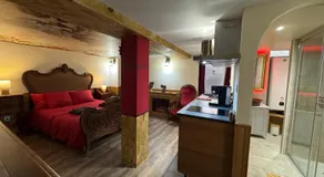 Alcôve Secrète Suite médiévale avec Spa - Image 2