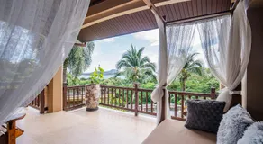 Bell Seaside Luxury Villa - Image 3