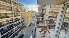 ⁂ Calme et ensoleillé balcon quartier Port Nice - Image 5
