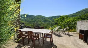 2 Bedroom Gorgeous Apartment In Carcheto Brustico - Image 5