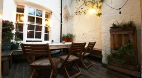 Astor Museum Hostel - Image 4