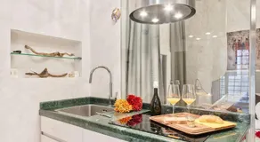 Venice Luxury Watersdoor - Image 3