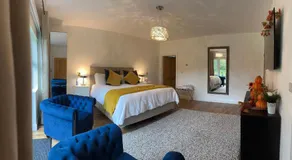 Forest Path Apartment Quiet Countryside Retreat with Sauna, Sleeps 4 - Image 2
