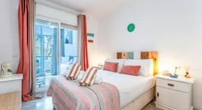 Pass the Keys Stylish 3 Bed Flat in Los Pacos - Image 2