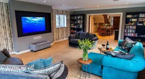 Langford farmhouse - New Forest National Park Luxury 4bd, hot tub, cinema, 10 acres - Image 2
