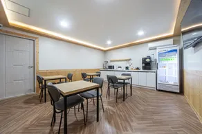 Daegu Geumho District Sweet Hotel - Image 4