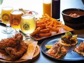 The Villa & Barrel Lounge - Image 3