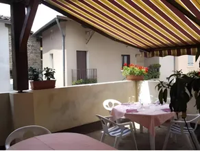 Logis Hôtel Le Saint Clément - Image 3