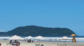 CASA DE PRAIA COM DUAS PISCINAS E GARAGEM - Image 5