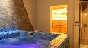 Fenix Apartments - Image 3