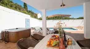 Villa la Colina with heated pool and jacuzzi - Image 3