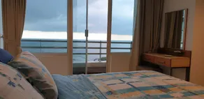 Sea View Service Apartment with balcony - Image 4