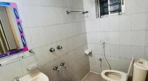 Tourist Home - Image 4
