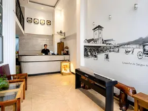 Lotus Laverne Hotel - Image 3