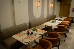 ASPEN TREE HOTEL - Image 5