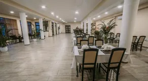 Cédrus Club Hotel - Image 2