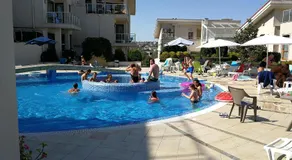 Fantastic family villa with sea view - Image 5