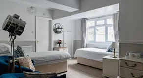 Lee House - Image 2