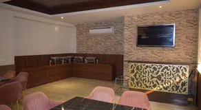 Hotel Candy Near Bestech-IISER-ISB-Railway Station Airport Road Mohali Chandigarh - Image 4