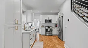 Spacious 3BR Near Art Museum Patio Gameroom - Image 4