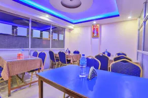 OYO 656 Hotel Shree Guru - Image 3