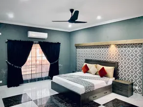 New Airport Lodge - Image 2