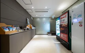 Hotel M story - Image 4